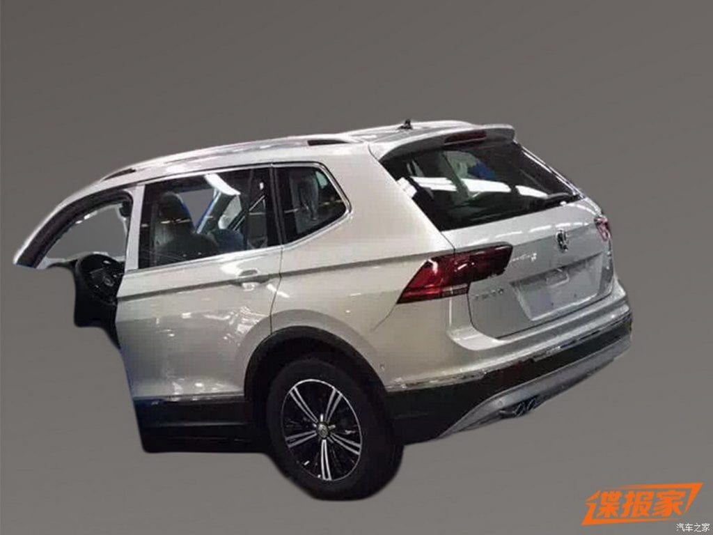 VW-Tiguan-XL-rear-three-quarter-spied-undisguised-in-China-1024×768
