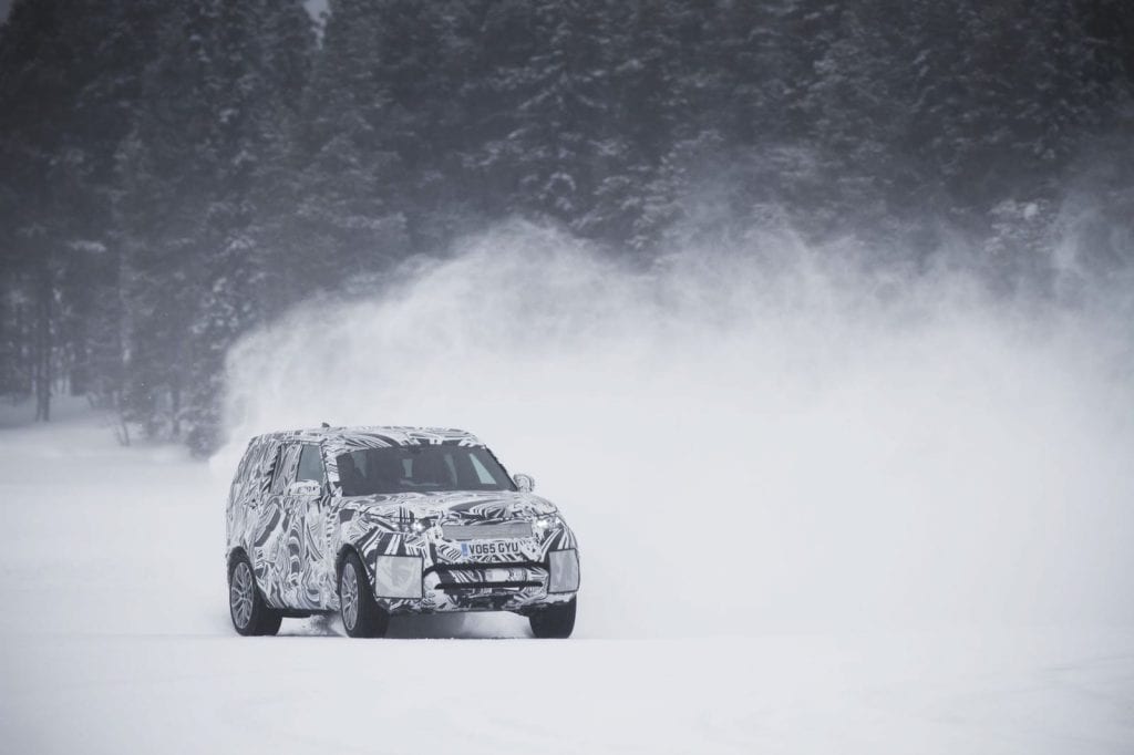 2016-land-rover-discovery-50