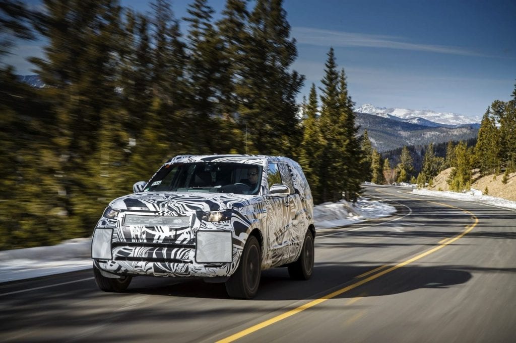 2016-land-rover-discovery-55