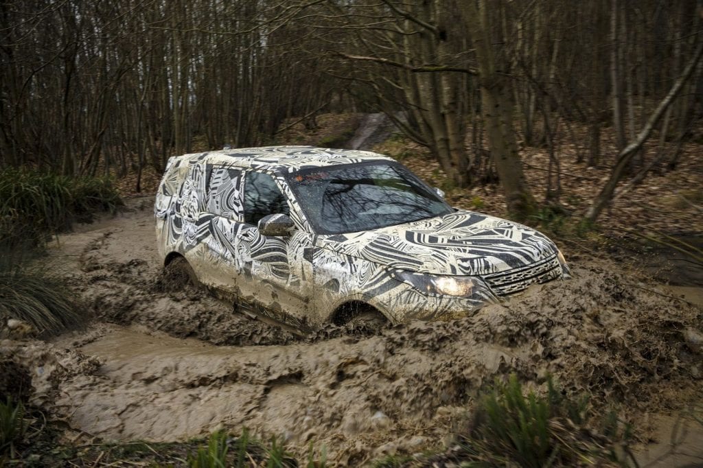 2016-land-rover-discovery-57