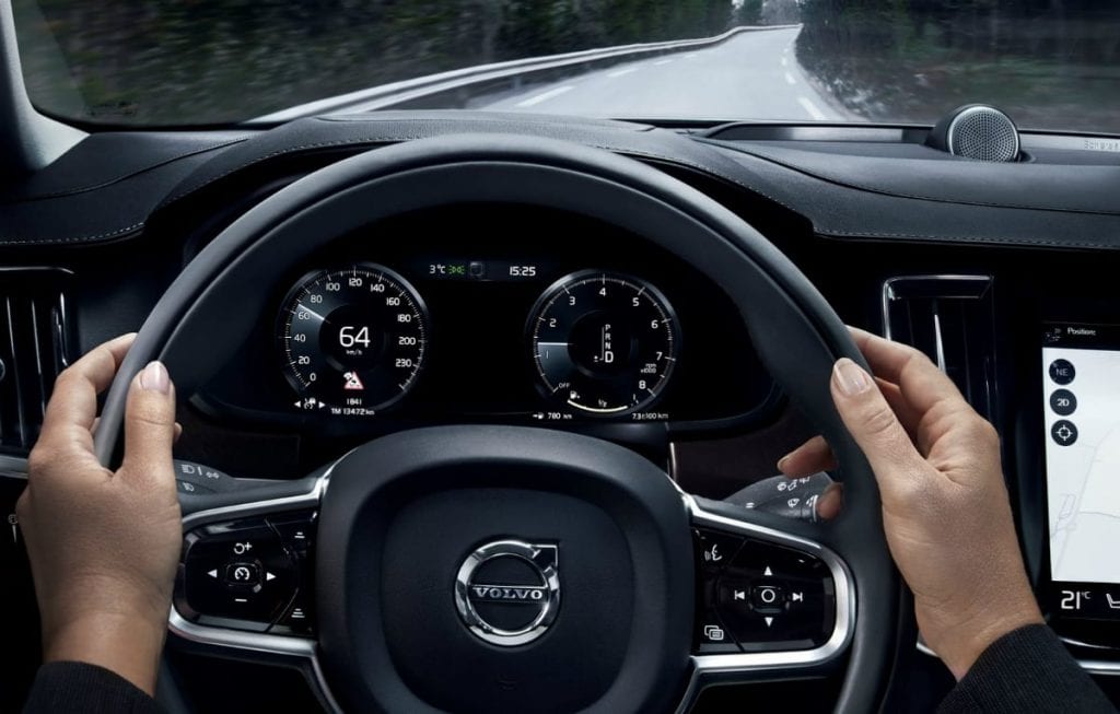 2016-volvo-v90-cross-country-2