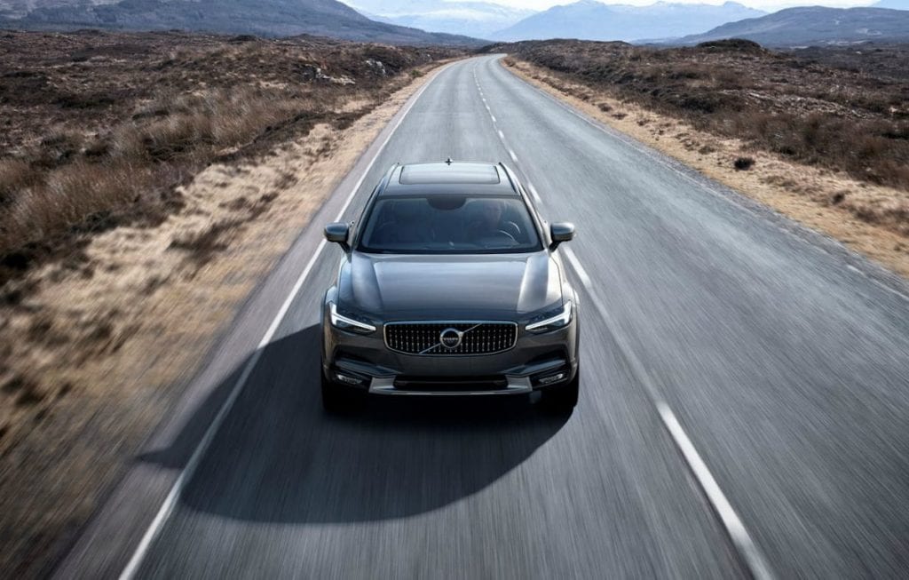 2016-volvo-v90-cross-country-3