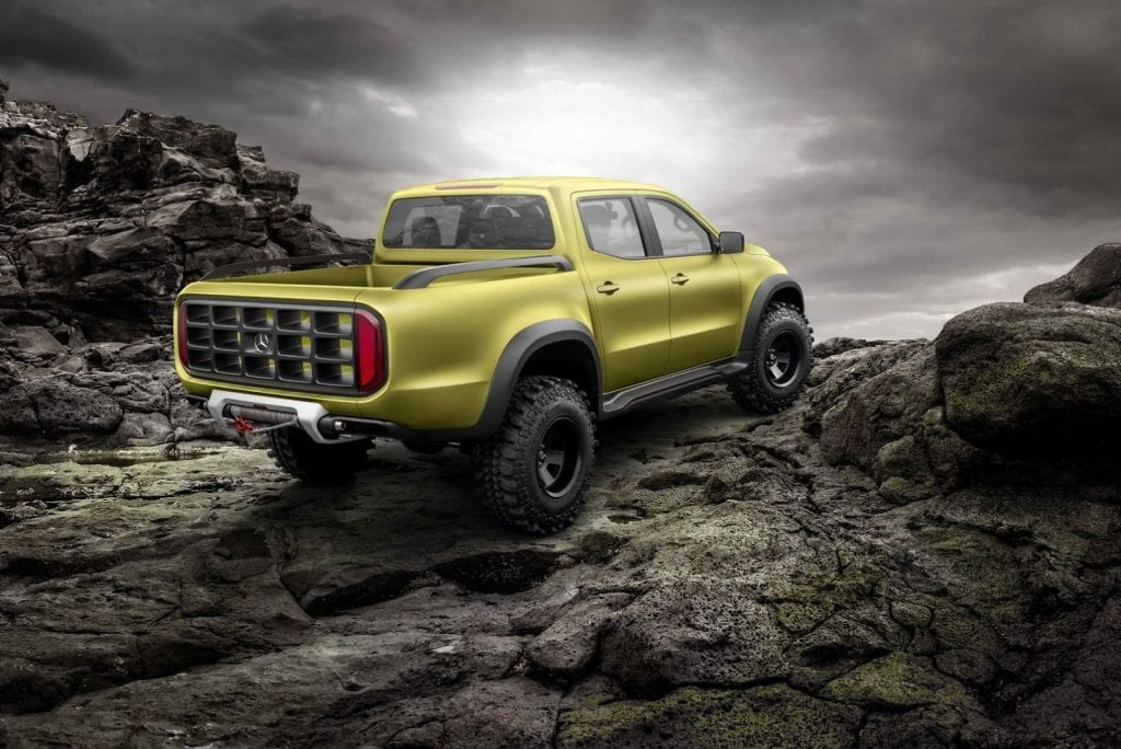 mercedes-benz-x-class-13
