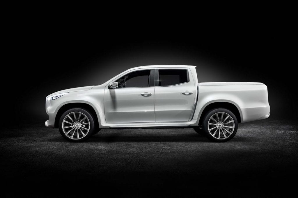mercedes-benz-x-class-9