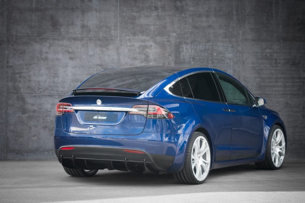 FAB-Tesla-X-007