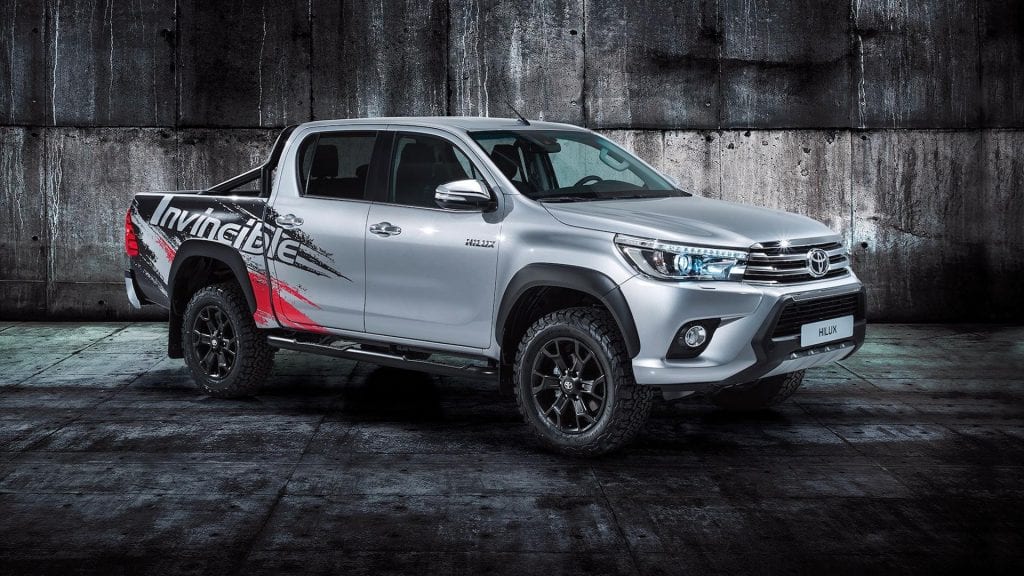 toyota-hilux-invincible-50