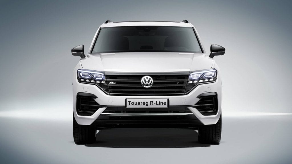VOLKSWAGEN TOUAREGWhite R-Line