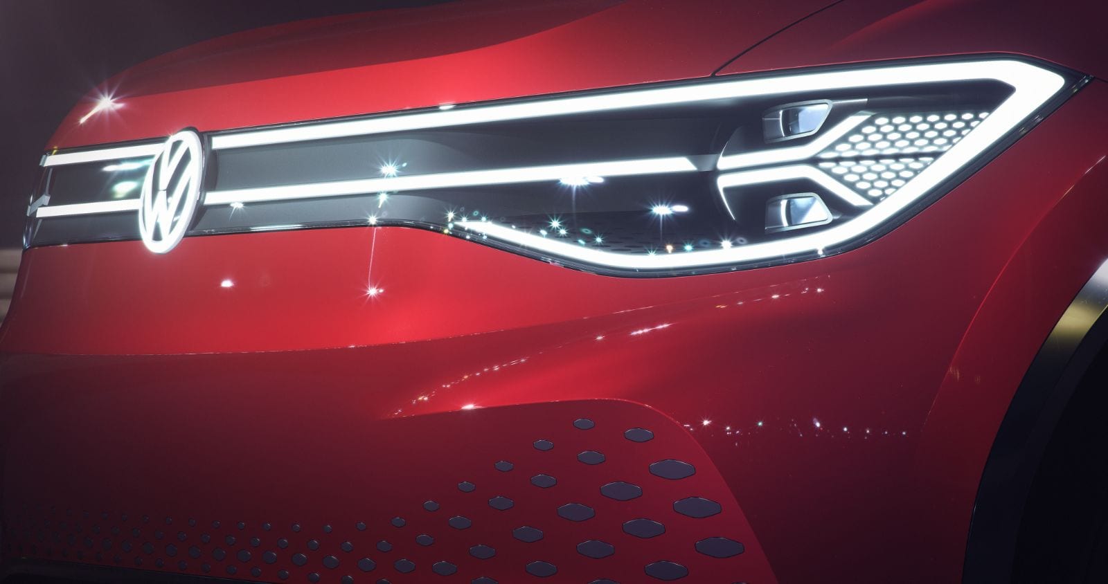 DB2019AU00513_large