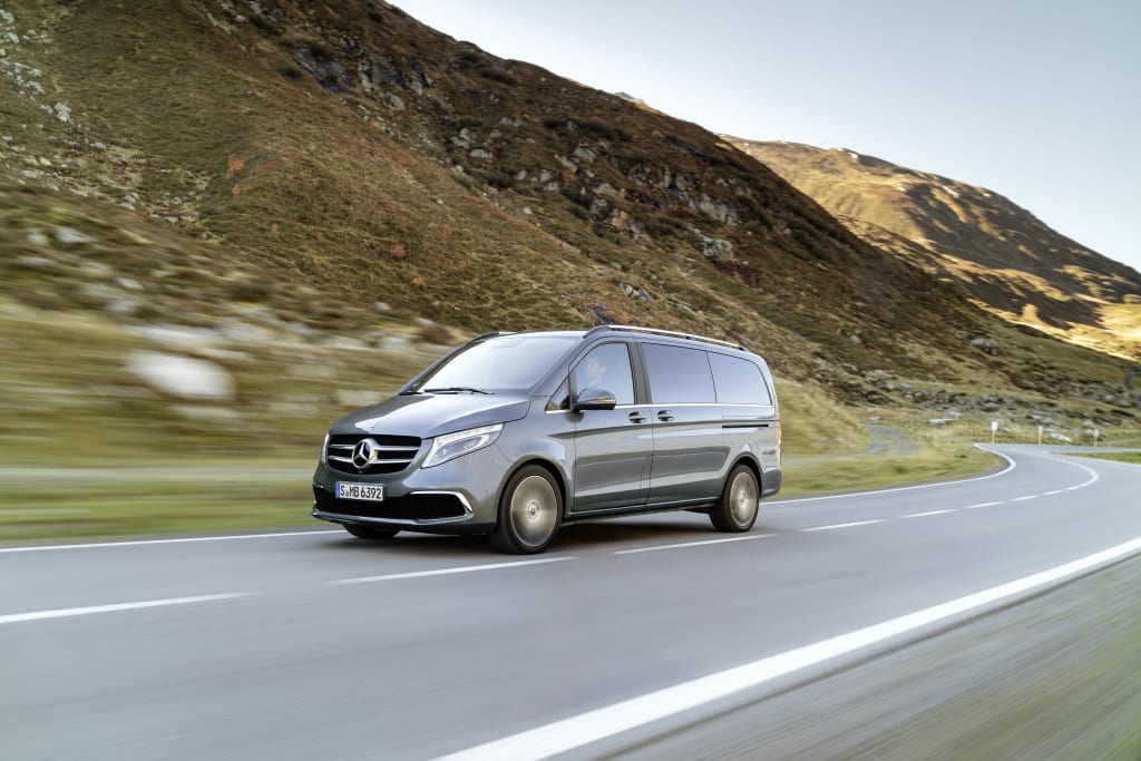 Mercedes-Benz Clasa V este disponibil în România pentru comenzi. Tracțiunea integrală 4Matic este disponibilă opțional