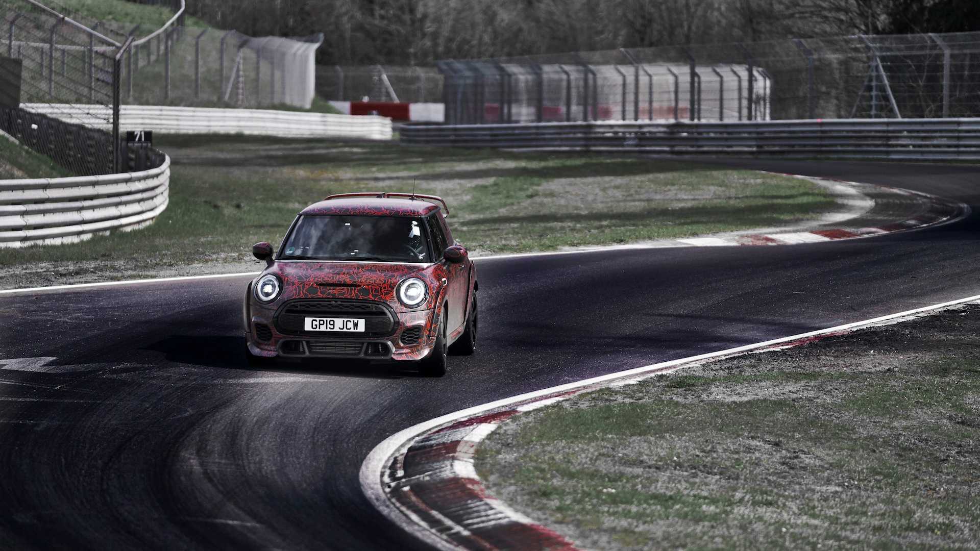 2020-mini-john-cooper-works-gp-prototype (3)