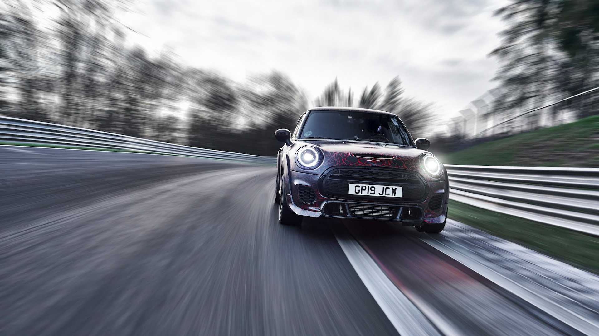 2020-mini-john-cooper-works-gp-prototype (4)