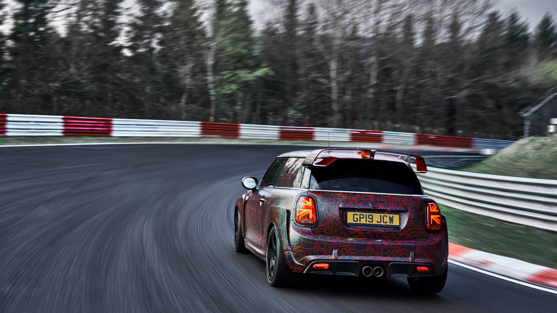 2020-mini-john-cooper-works-gp-prototype (8)