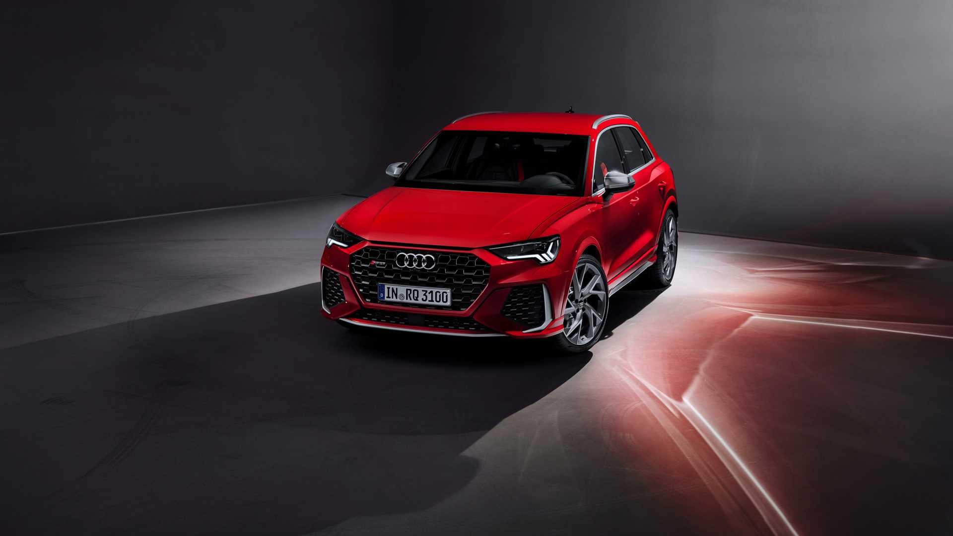 2020-audi-rs-q3 (4)