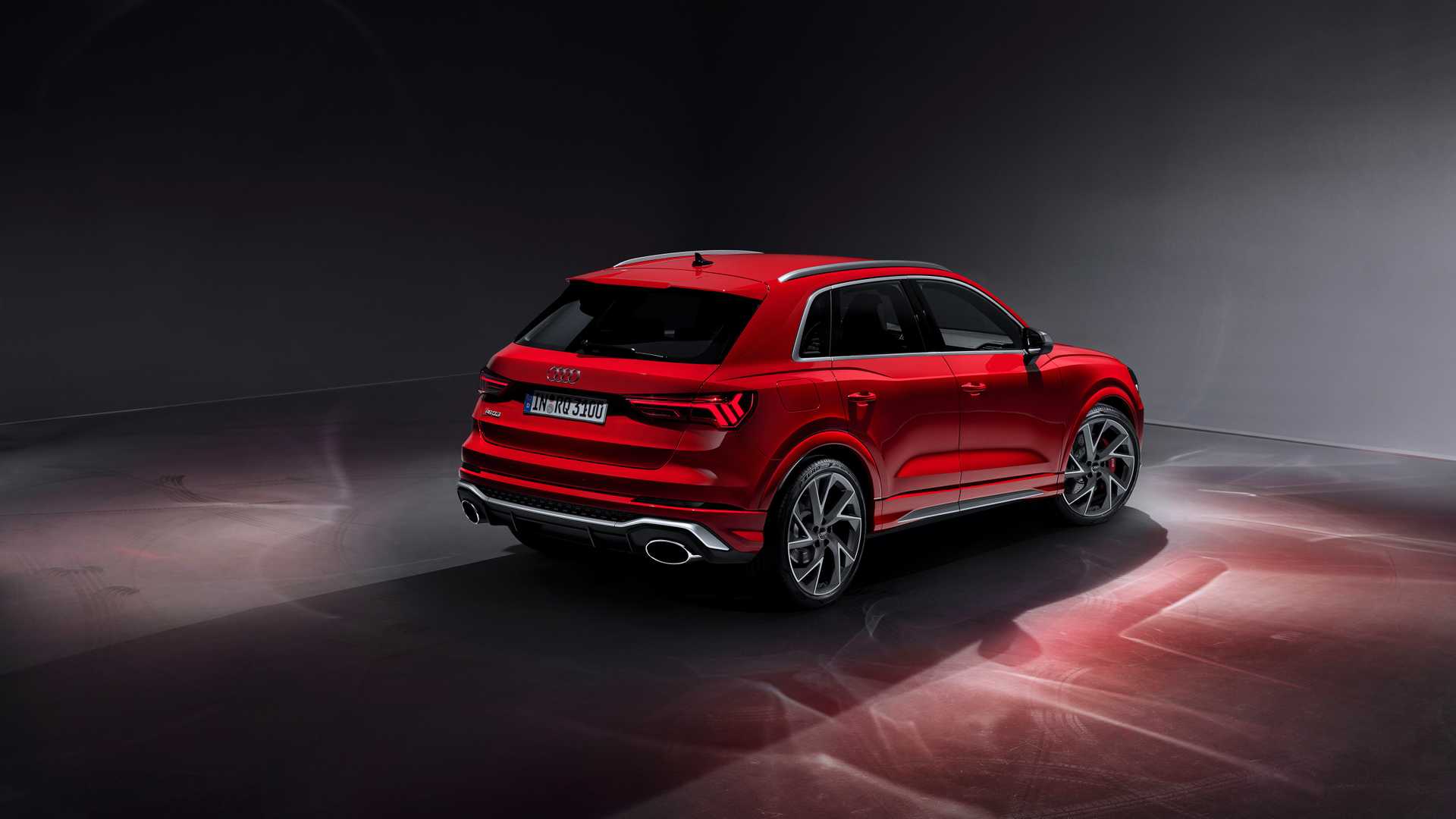 2020-audi-rs-q3 (5)