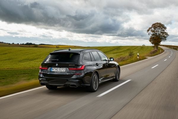 P90373316_lowRes_the-new-bmw-m340i-xd