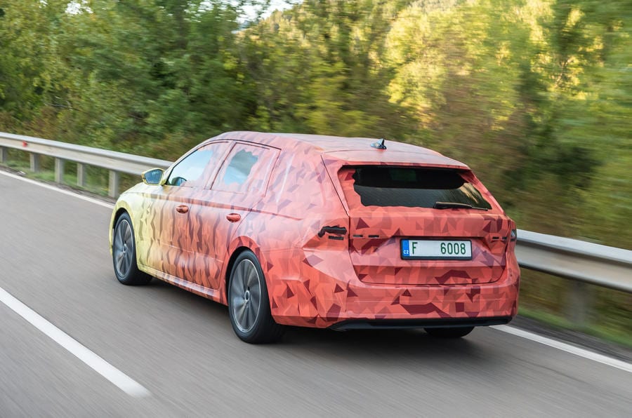 98-skoda-octavia-prototype-camo-drive-2019-hero-rear