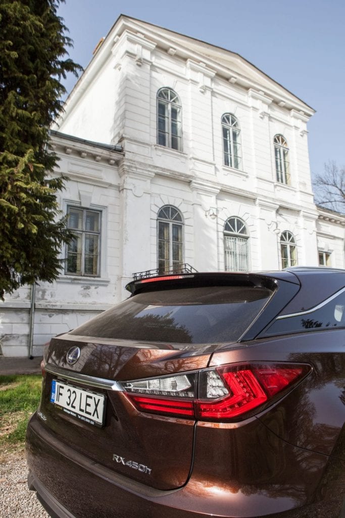 Test Lexus RX: Trage la palat