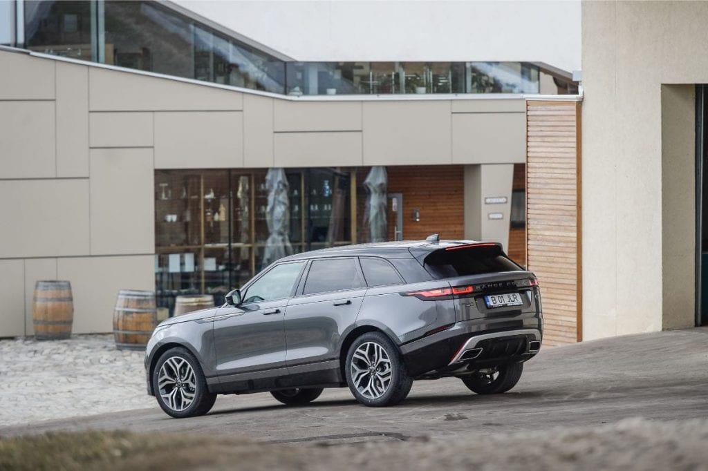 Test cu Range Rover Velar la crama Lacerta: De viță nobilă