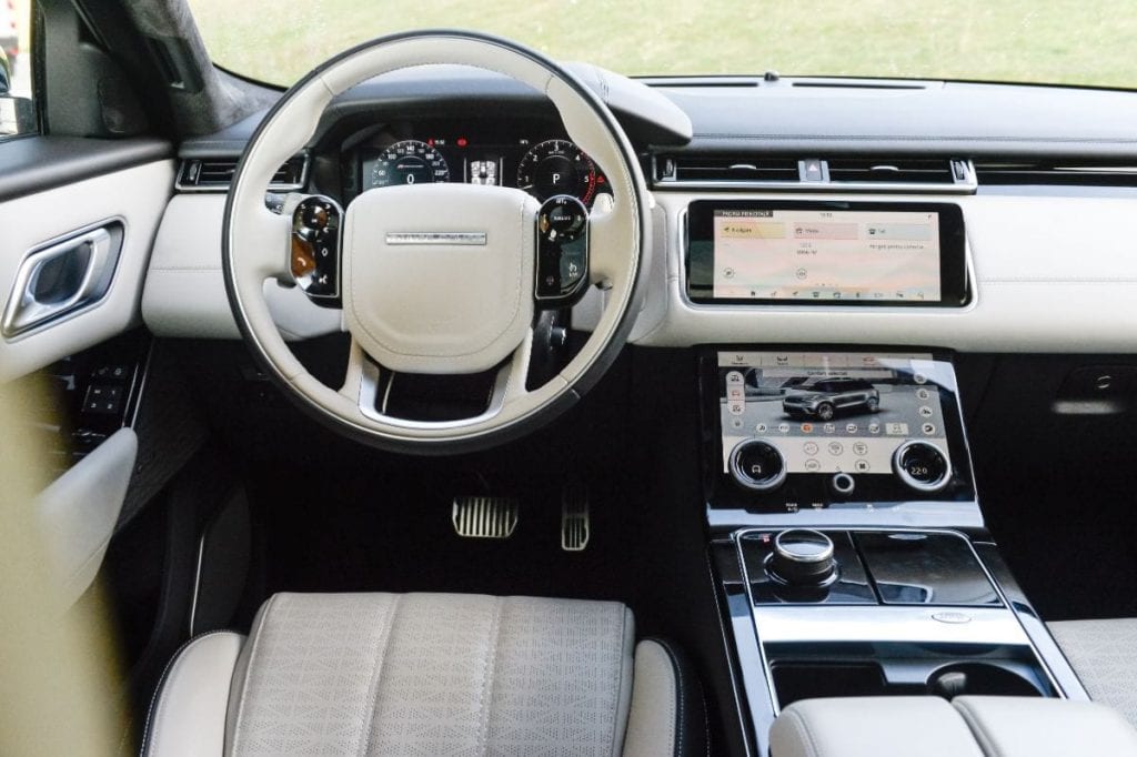 Test cu Range Rover Velar la crama Lacerta: De viță nobilă