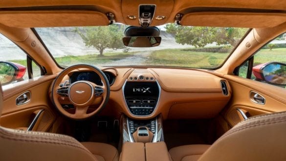 aston-martin-dbx (6)