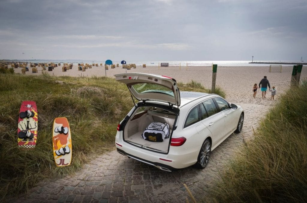 Test Mercedes-Benz Clasa E Estate: Pierdut în spațiu
