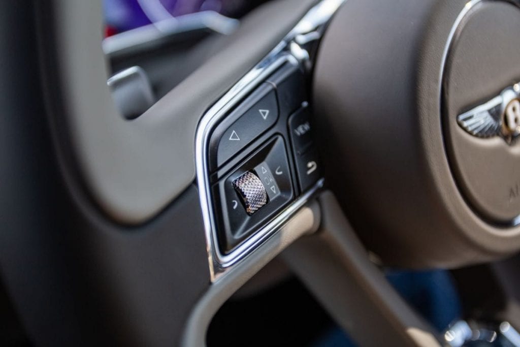 Test Bentley Bentayga