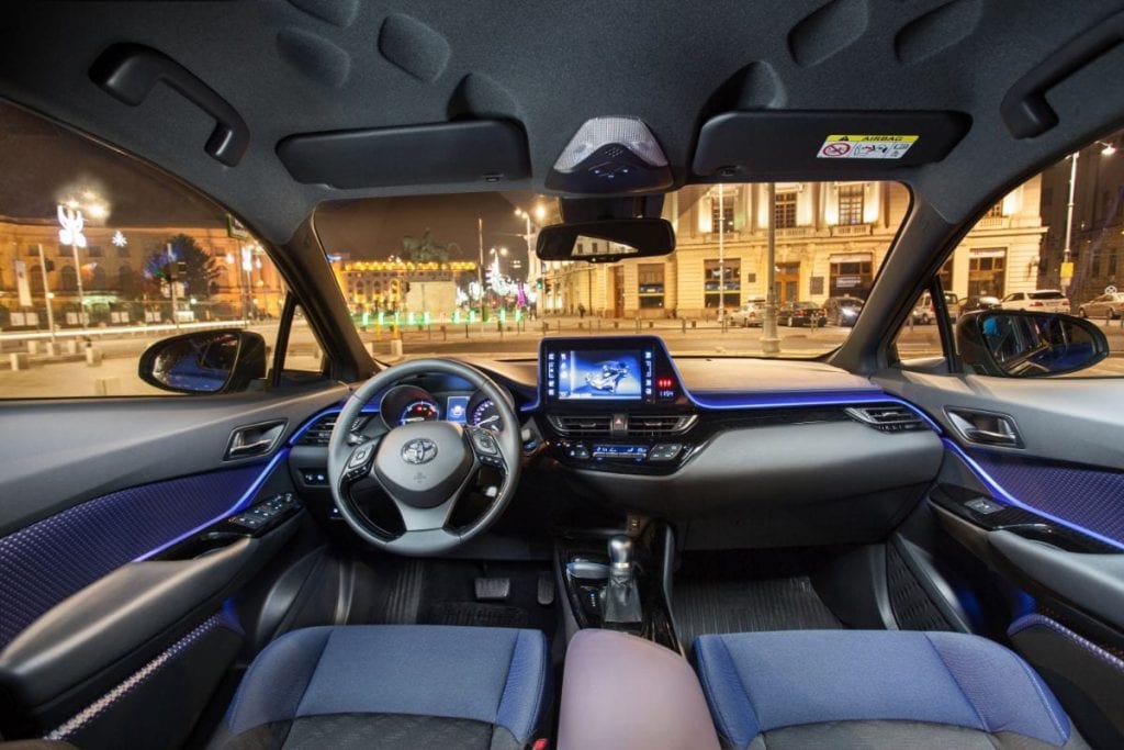 Test Toyota C-HR: Punct și de la capăt