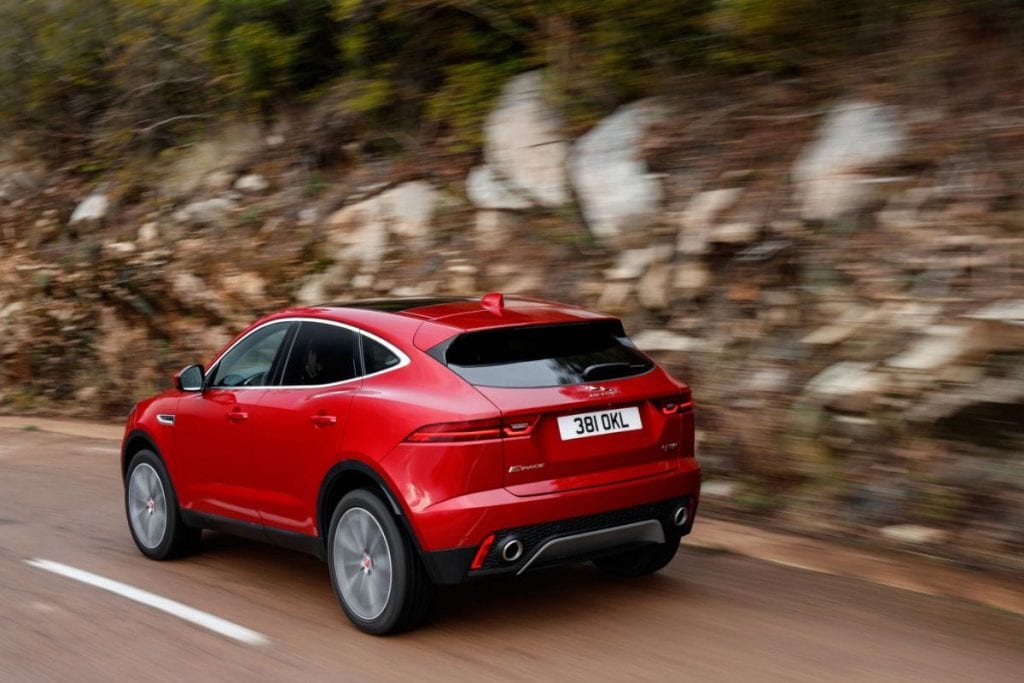 Test Jaguar E-Pace: Pisica din Corsica