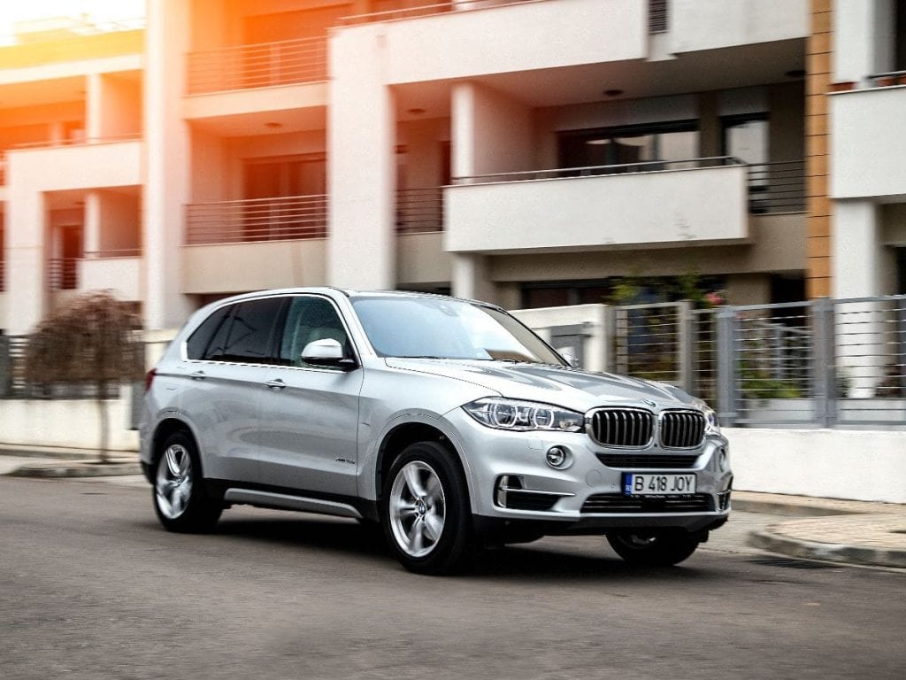 Test BMW X5: SAV-ul şi priza