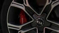 Test Kia Stinger: Vine stingerea!