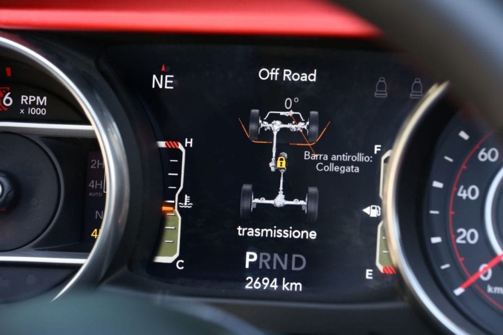 Test Jeep Wrangler: MacGyver se întoarce