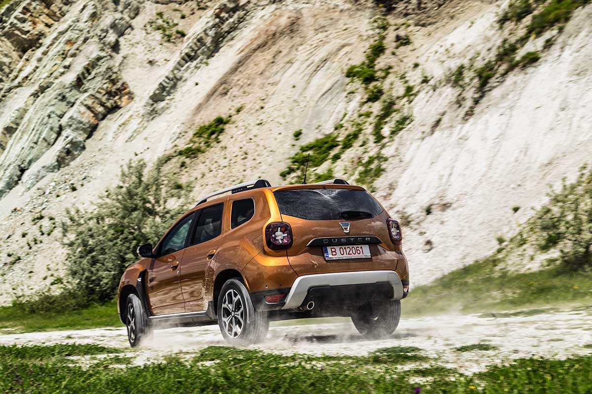 Test Dacia Duster connected by Orange: Funky 4G
