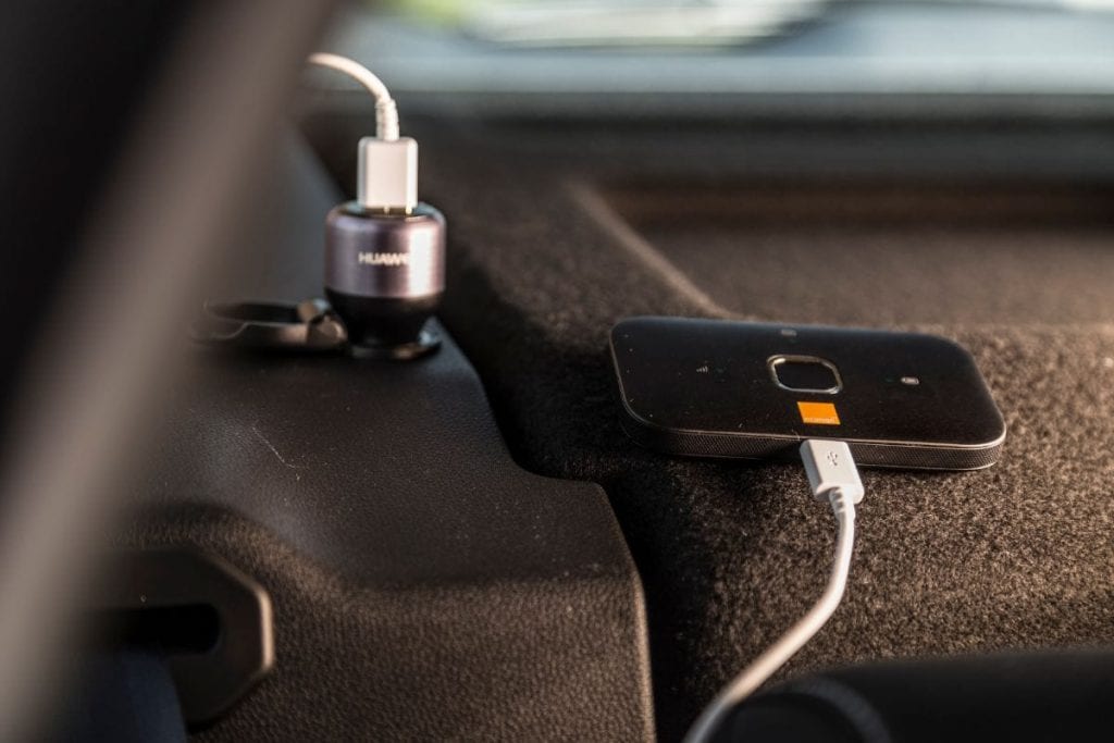 Test Dacia Duster connected by Orange: Funky 4G