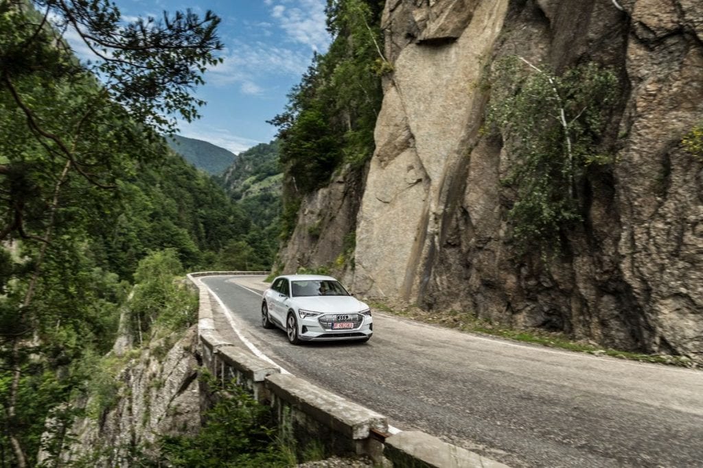Test Audi e-tron: Curentul progresist