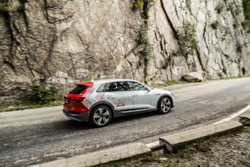 Test Audi e-tron: Curentul progresist