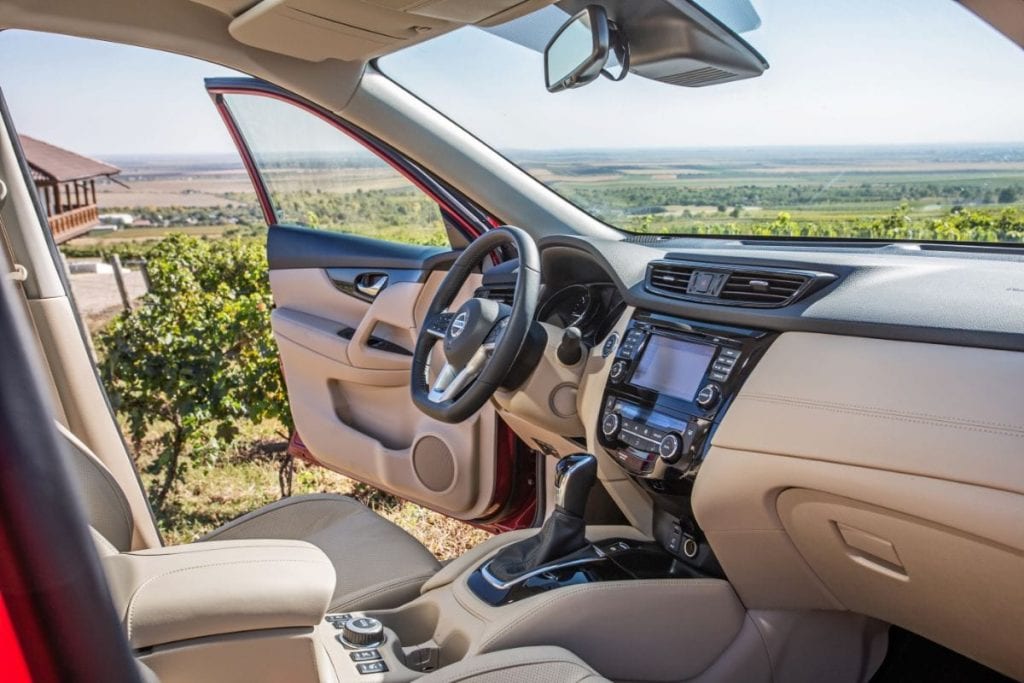 Test Nissan X-Trail: O zi pe Dealu Mare