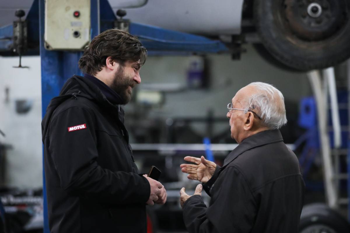 povestea familiei dumitrescu: Centenar de adrenalină