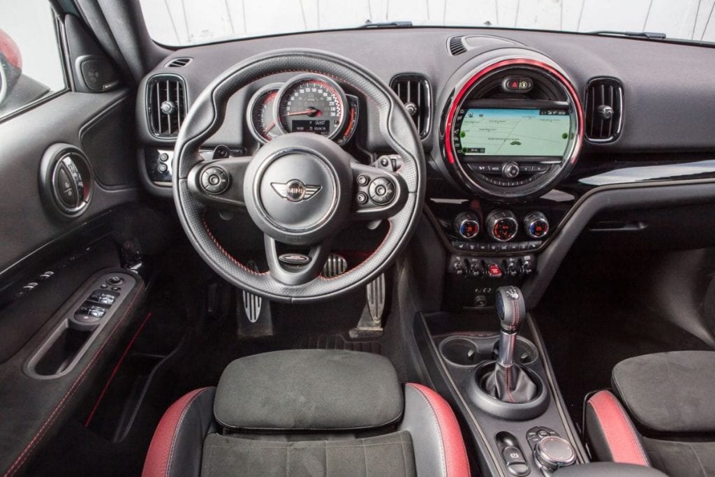 Test Mini Countryman John Cooper Works: Un MINI mare și tare