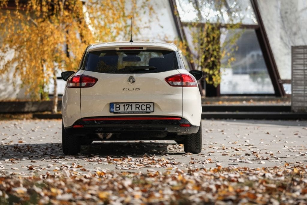 Test Drive Renault Clio Estate: Mic și practic