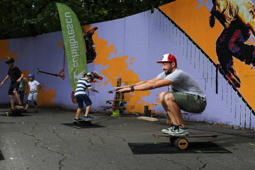 Echilibrescu, producător de plăci de echilibru și longboard-uri românești: Echilibru