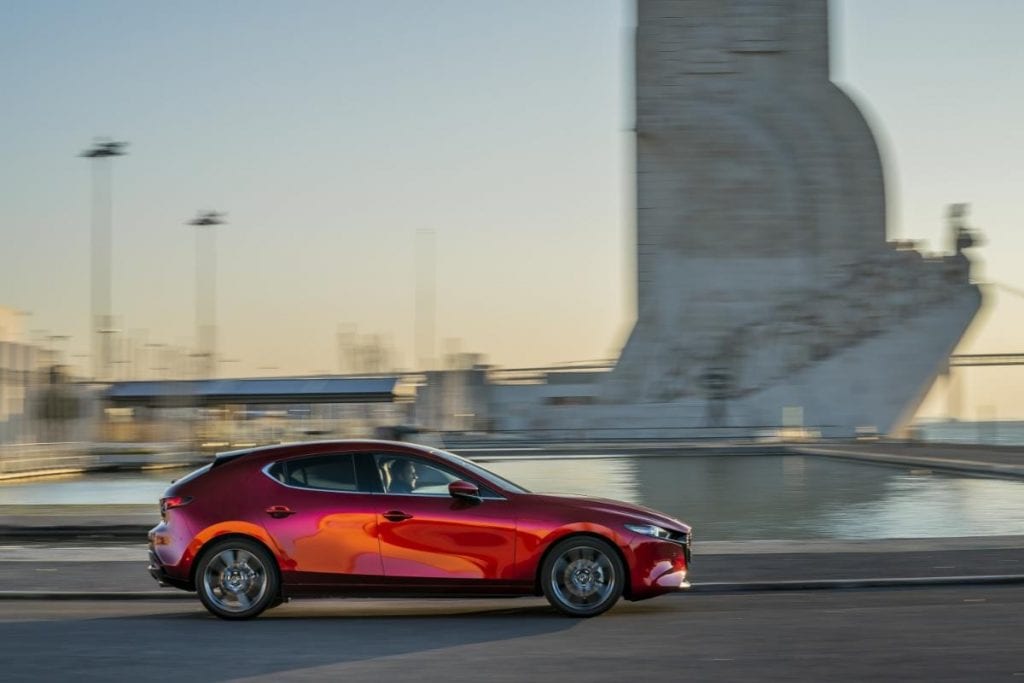 Test Mazda 3: Tăieturi precise