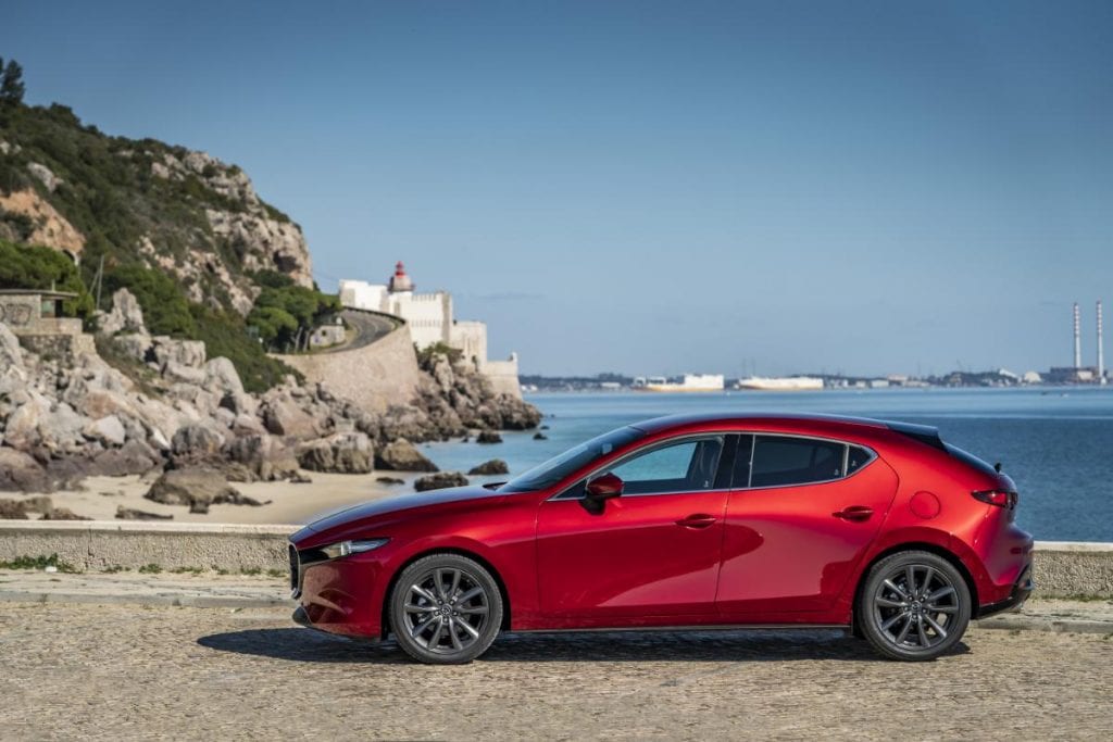 Test Mazda 3: Tăieturi precise