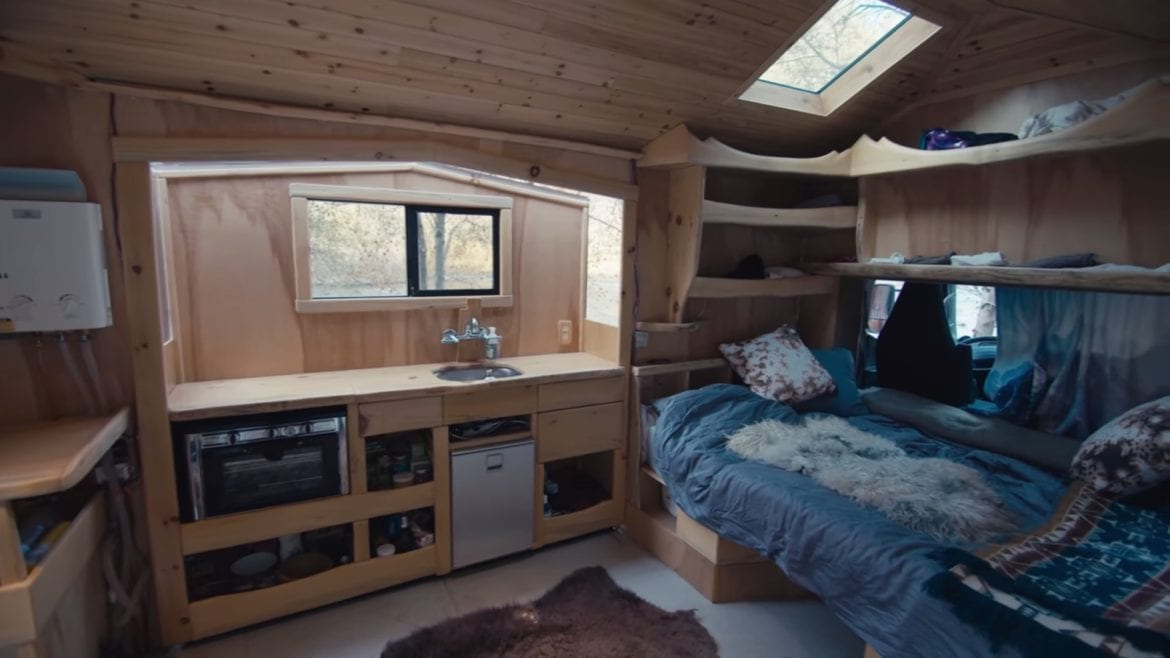 mitsubishi-fuso-camper-rv-cabana-3