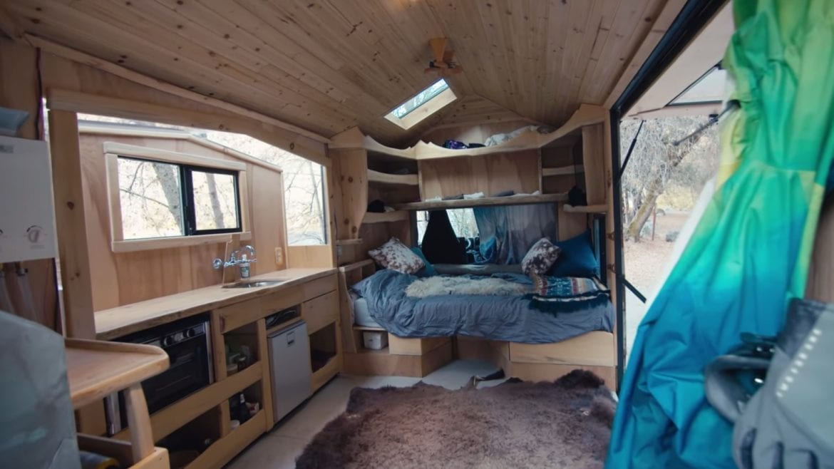 mitsubishi-fuso-camper-rv-cabana-6 Mitsubishi Fuso RV camper