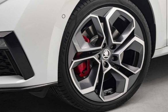 skoda-octavia-rs-iv (2) skoda octavia rs iv
