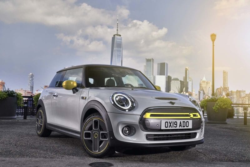 MINI Cooper SE in Romania - turboMAG__010