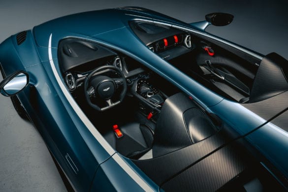 Aston Martin V12 Speedster