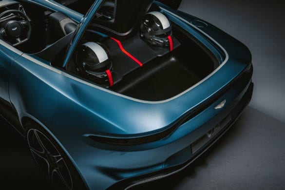 Aston Martin V12 Speedster