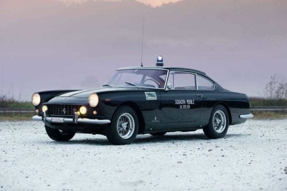 Ferrari 250 GTE mașină de poliție