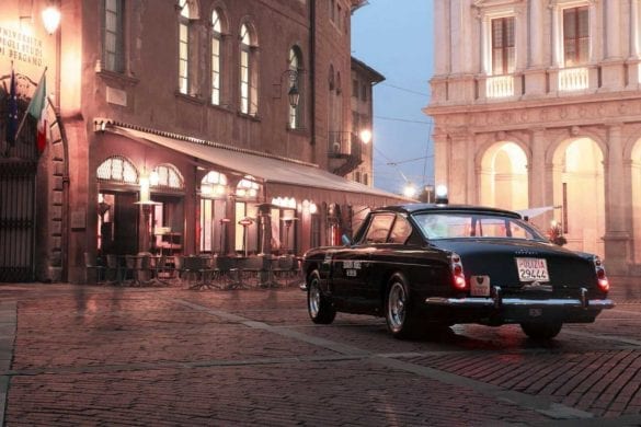 Ferrari 250 GTE mașină de poliție